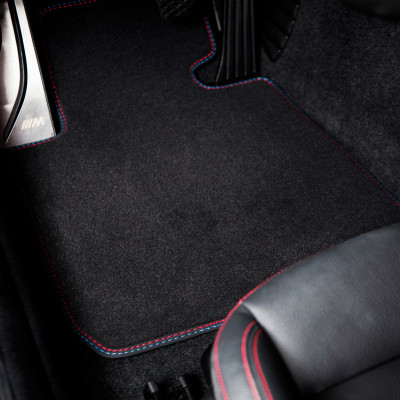 Dywaniki welurowe linia Premium do BMW X3 & X3-Hybrid 2017-2024 - G01, F97- M Przeszycia