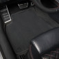 Dywaniki welurowe linia Premium do Audi A8/S8 Krótki rozstaw osi 2017-2026 - D5 - Czarne - Srebrne przeszycia Dywaniki welurowe linia Premium do Audi A8/S8 Krótki rozstaw osi 2017-2026 - D5 - Czarne - Srebrne przeszycia