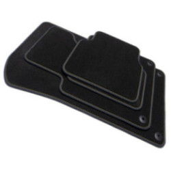 Dywaniki welurowe do Volvo V40 - 2012-2021 - Sportowe przeszycia