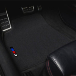 Dywaniki welurowe do BMW Serii 3 - 1975-1984 - E21 - Czarne 3 Logo