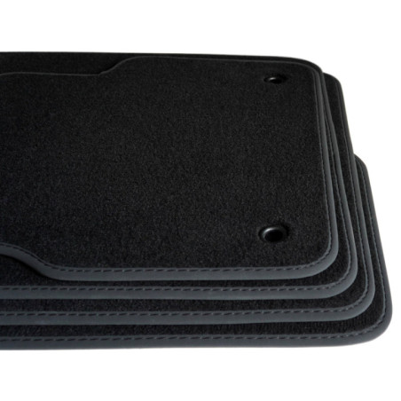 Dywaniki welurowe linia Exclusive do Chrysler 300M 1999-2004 – Czarne