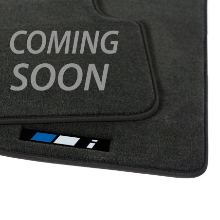 Dywaniki welurowe linia Exclusive do BMW i4 Gran Coupe 2021-2026 - G26 - Czarne i Logo