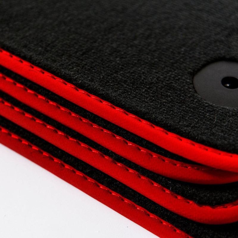 Dywaniki welurowe do Audi A3 Kabriolet 2013-2020 - 8V7 - Czerwone obszycie