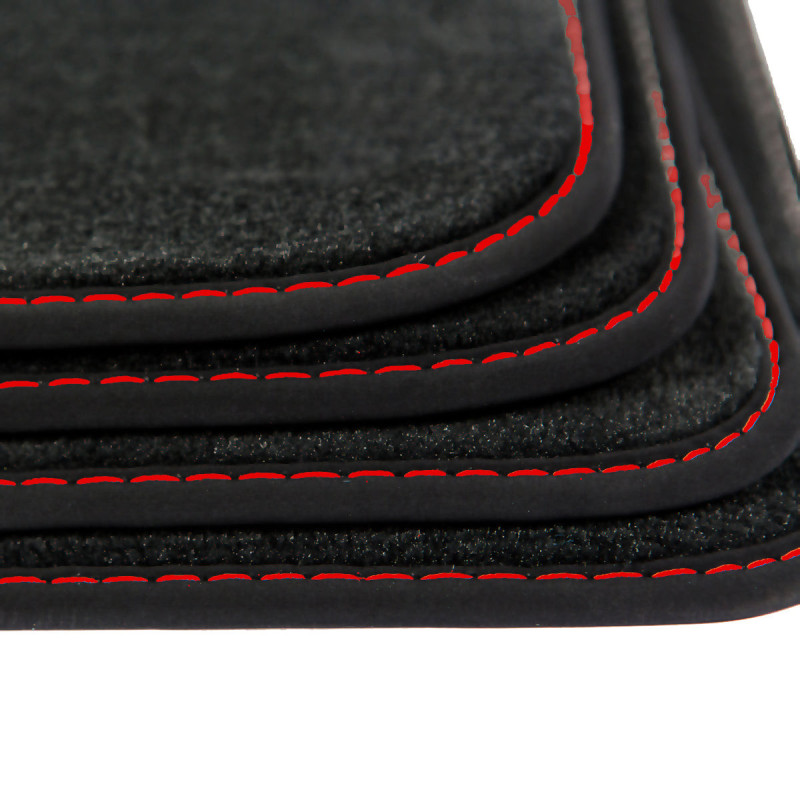 Dywaniki welurowe linia Exclusive do Dodge Challenger - III Gen - Czerwone przeszycia
