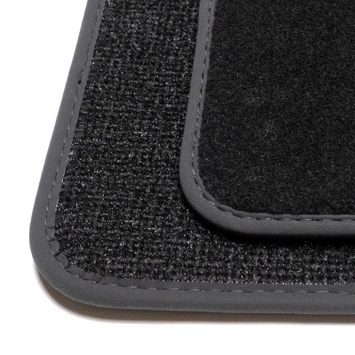 Dywaniki welurowe linia Premium do KIA Soul - I gen - Przed liftingiem - 2009-2011 - Czarne