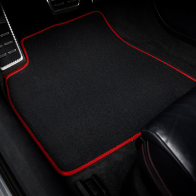 Dywaniki welurowe linia Premium do Mitsubishi Lancer Evolution 8 & 9 - 2003-2006 - Czerwone obszycie
