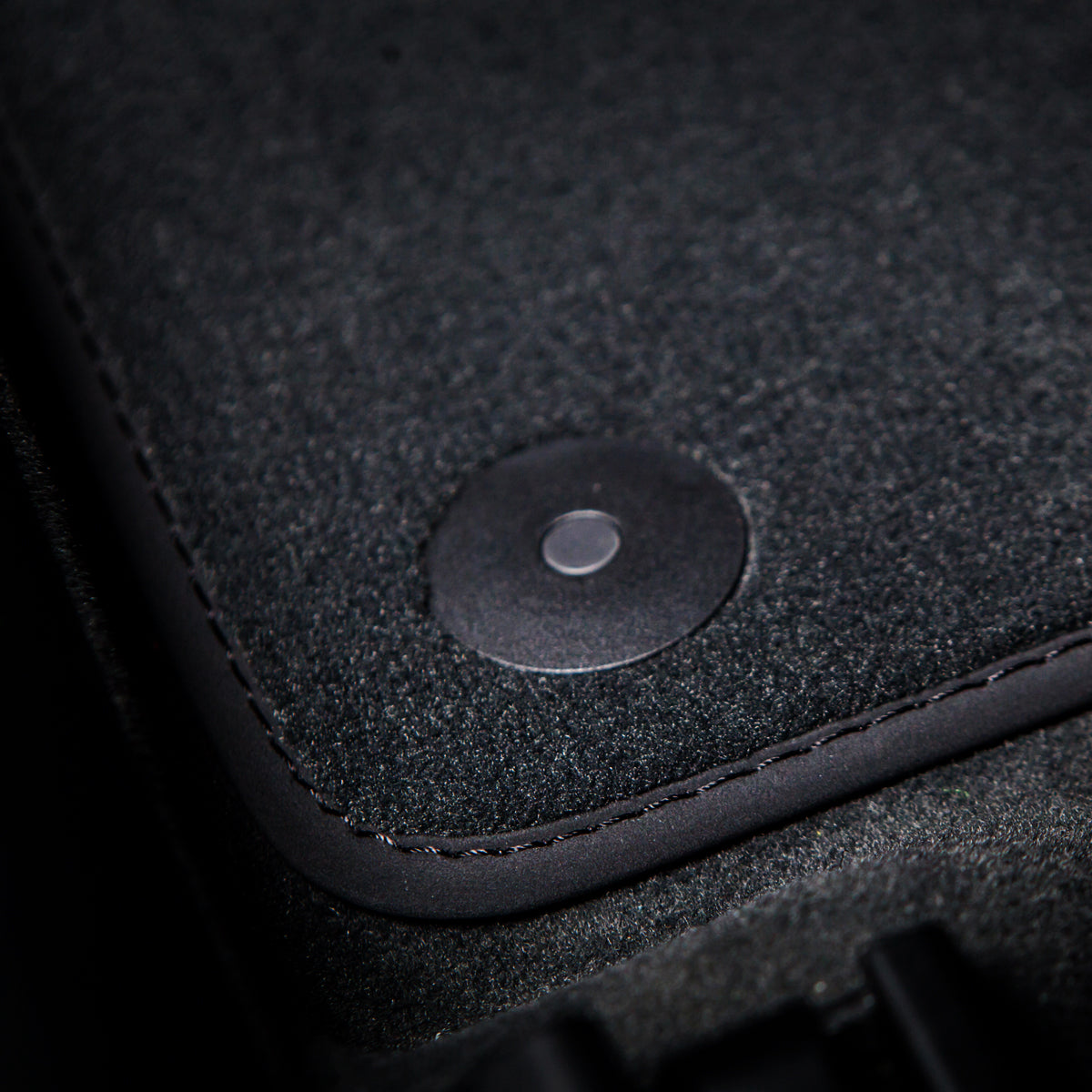 Dywaniki welurowe do Audi A5 / S5 / RS5 – 2007-2017 – 8F7, 8T3 – Czarne