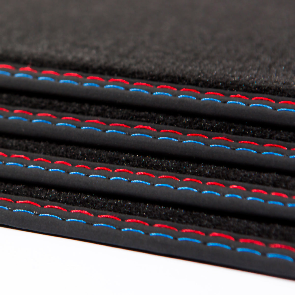 Dywaniki welurowe do BMW Serii 2 Cabrio 2014-2021 – F23 – M Przeszycia